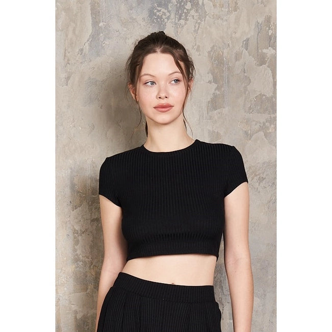 Maronie Rib Knit Cropped T-Shirt  | Black