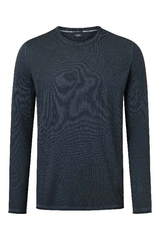 Lelios Merino Wool Pullover in Navy