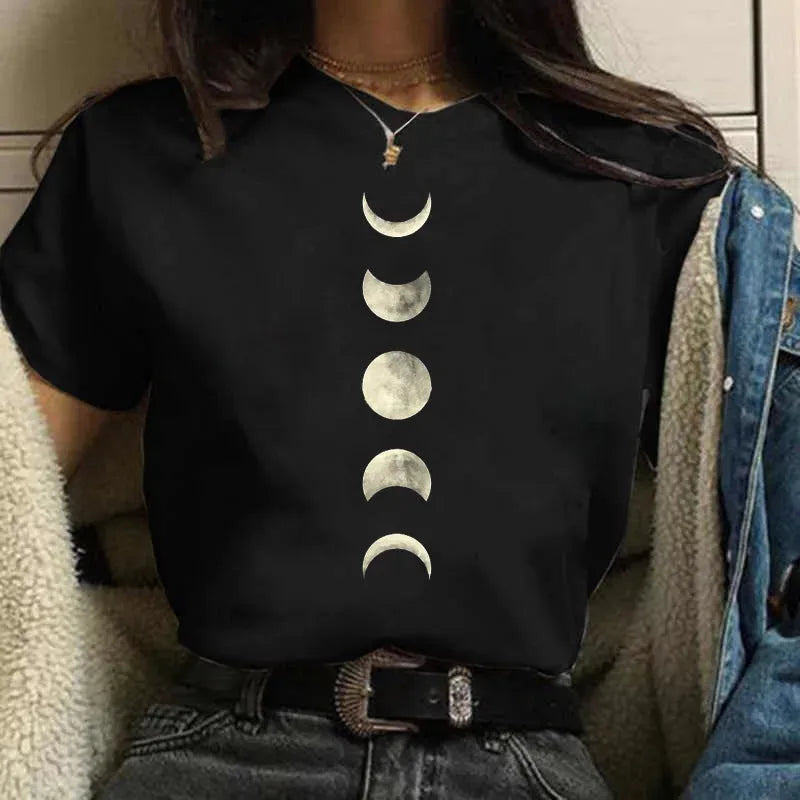 Moon Print T-shirts for Women Harajuku Summer T Shirt New Fashion Black Tops Funny Female T-shirt Casual Tee Woman Clothes